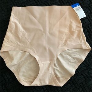 Bali high waisted XL control top underneath.  Full coverage